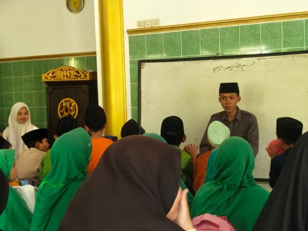 Madrasah Diniyyah "Nurul Huda"